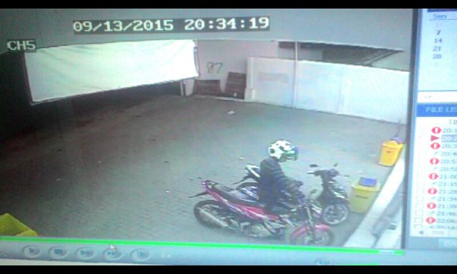 Komplotan Pencuri Motor Beraksi di Alfamart Baznas Rangkasbitung