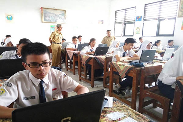 Hanya 60 persen SMP di Banten yang melaksanakan UNBK
