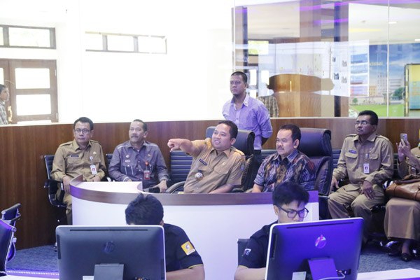 Arief Paparkan Smart City ke Wali Kota Serang
