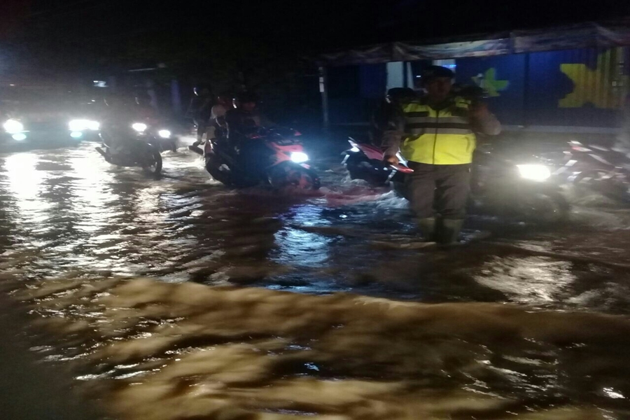 Banjir di Jalan Serang-Pandeglang