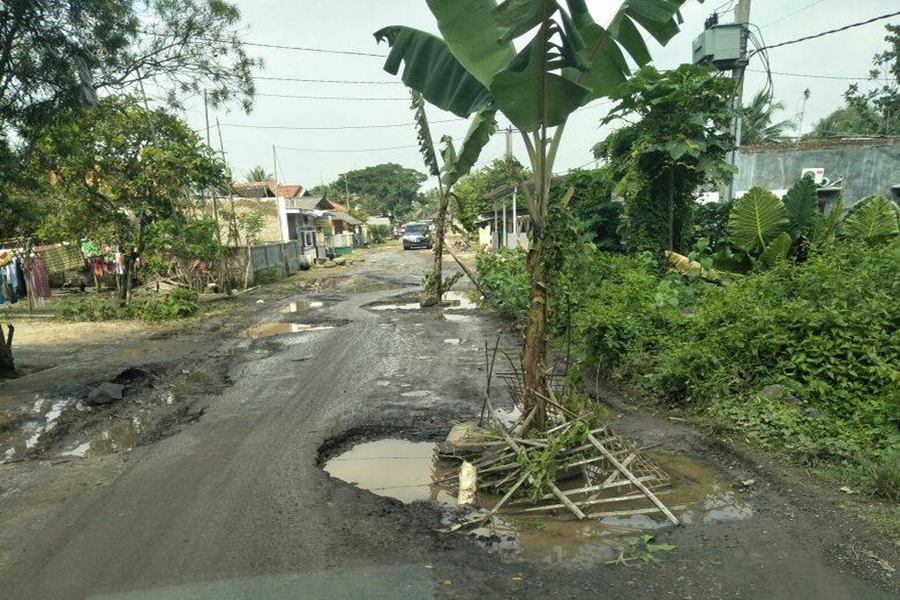 Jalan Rangkasbitung-Kolelet