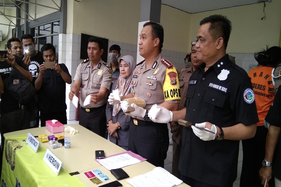 Polisi Tembak Bandar Heroin di Tangerang