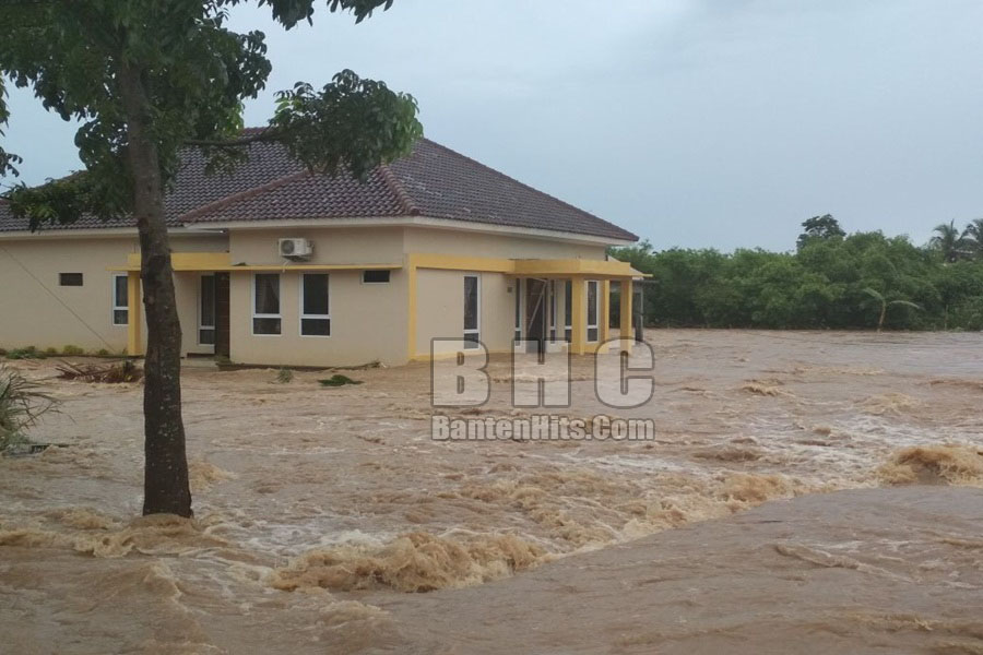 Rumah Anggota DPRD Cilegon Terendam Banjir