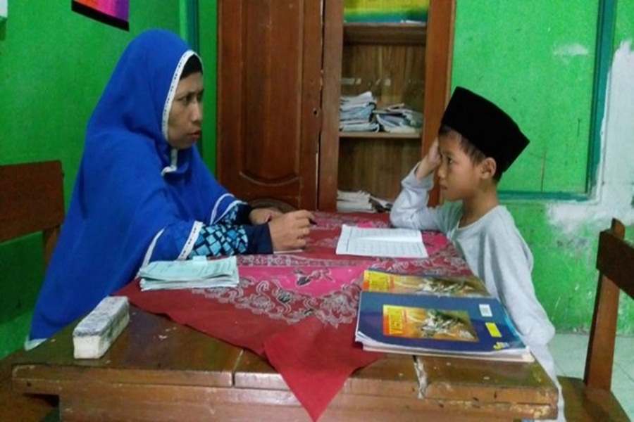 Guru Madrasah Diniyah