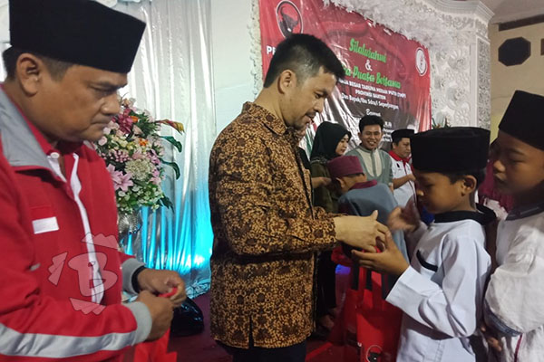 Taruna Merah Putih Santuni Ratusan Anak Yatim di Kota Tangerang