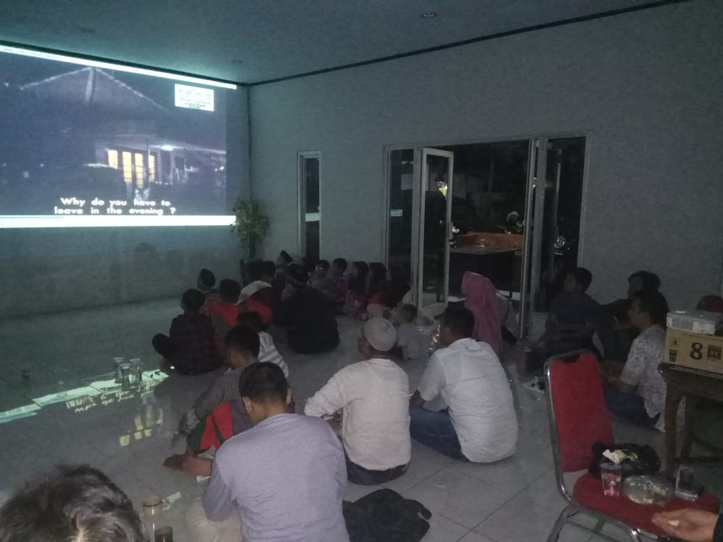 PKS Kabupaten Lebak menggelar nonton bersama film G30S-PKI di Kantor DPD PKS Kabupaten Lebak