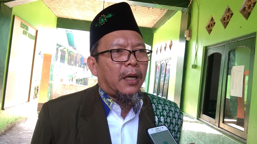Ketua MUI Pandeglang Tb. Hamdi Ma'ani minta Banser Pandeglang tak ikutan bakar bendera berkalimmat tauhid