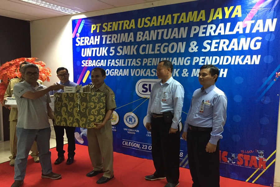 Bantuan dari PT Sentra Usahatama Jaya
