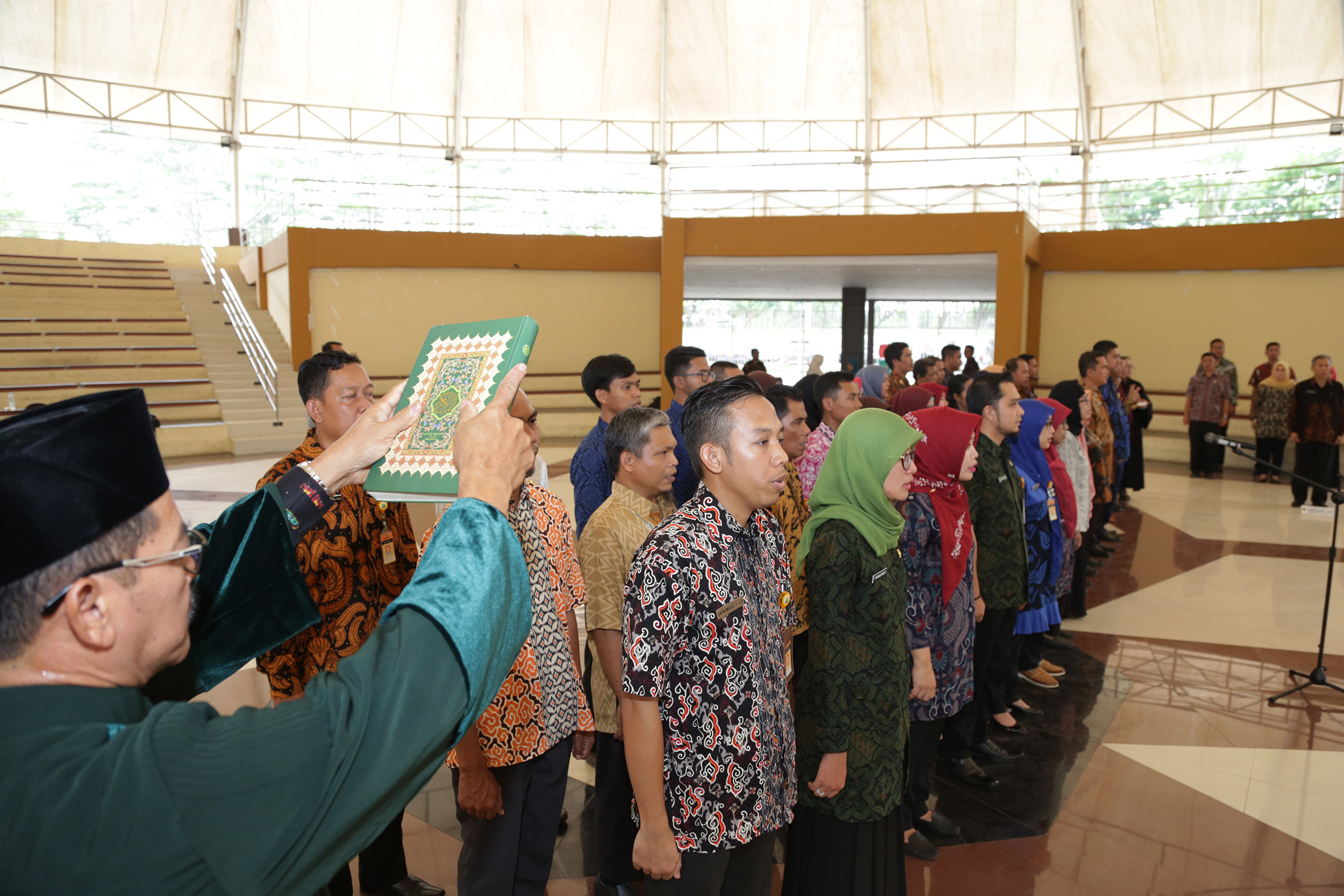 Pj. Sekda Banten Lantik 40 Pejabat Fungsional Baru di Lingkungan Pemprov