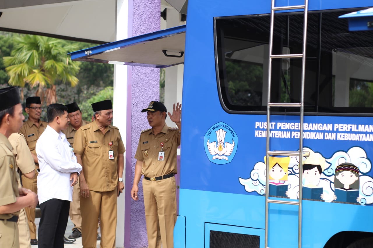 Kabupaten Tangerang Dapat Bantuan Mobil Bioskop Keliling dari Kemendikbud