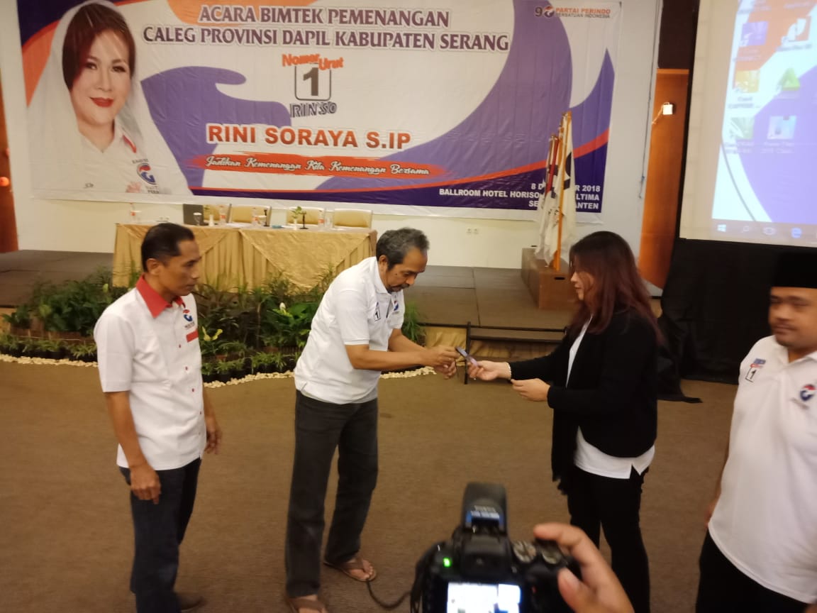 Caleg DPRD Banten Dapil Kabupaten Serang dari Perindo Rini Soraya Bimtek Relawan