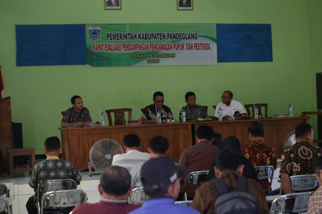evaluasi pendampingan dan penyaluran pupuk dan pestisida Komisi Pengawasan Pupuk Pestisida Kabupaten Pandeglang