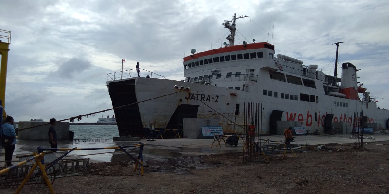 uji coba kapal di Dermaga 7 Pelabuhan Merak