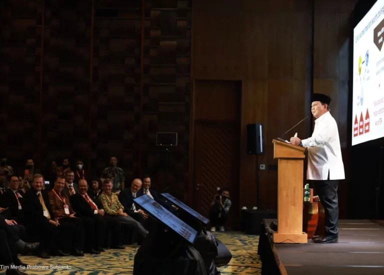 Pidato ‘Singkong’ Prabowo di Forum Dunia; Bill Gates Gelontorkan USD 50 Juta untuk Riset, Orang Indonesia Sudah Bisa Jadikan Mi Instan dan Pasta