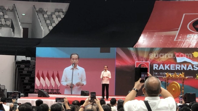 Ketika Suara Jokowi Mendadak Tinggi saat Ucapkan, “Yang Menentukan Kemenangan itu Rakyat!”